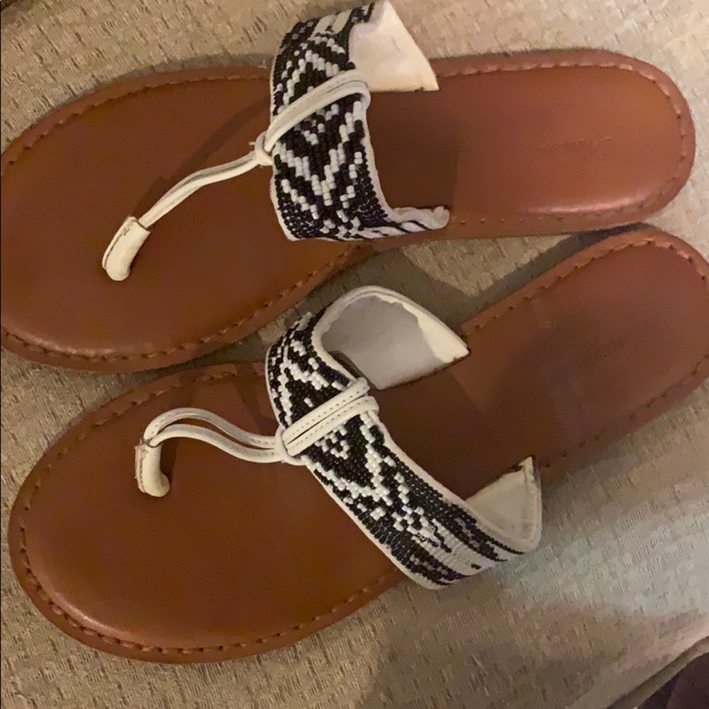 American Eagle Sandals
